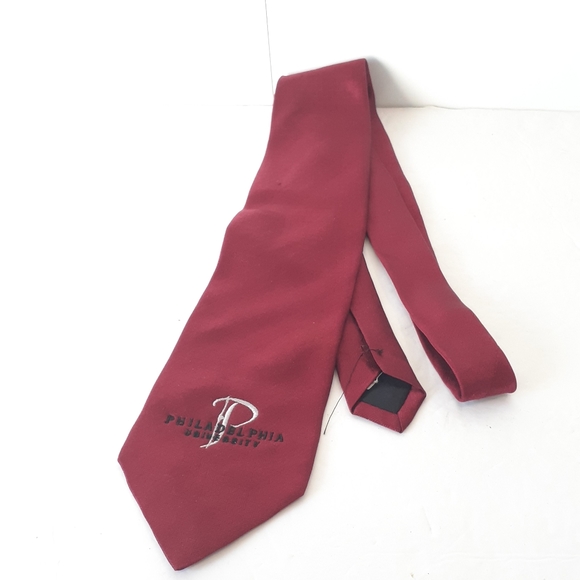 Vintage University of Philadelphia Custom Silk Embroidered Mens Necktie - Picture 1 of 7